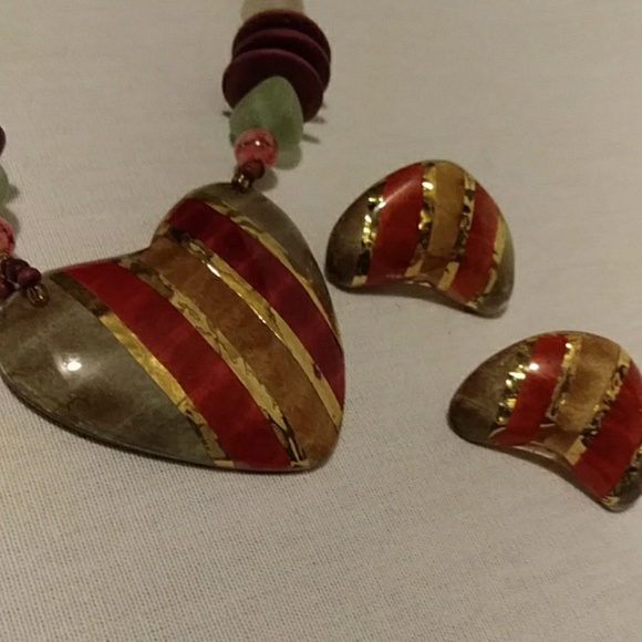 Handmade Wood Heart Necklace With Pierce Earrings Set - Picture 7 of 7